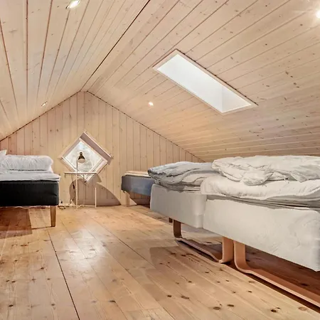 Beautiful In Vaeggerlose With Sauna * Bøtø By