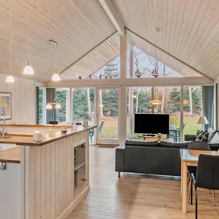 Dom wakacyjny Beautiful In Vaeggerlose With Sauna *