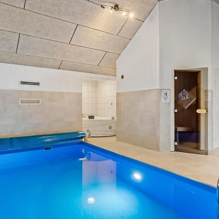 Beautiful In Vaeggerlose With Sauna Tatil Evi Bøtø By